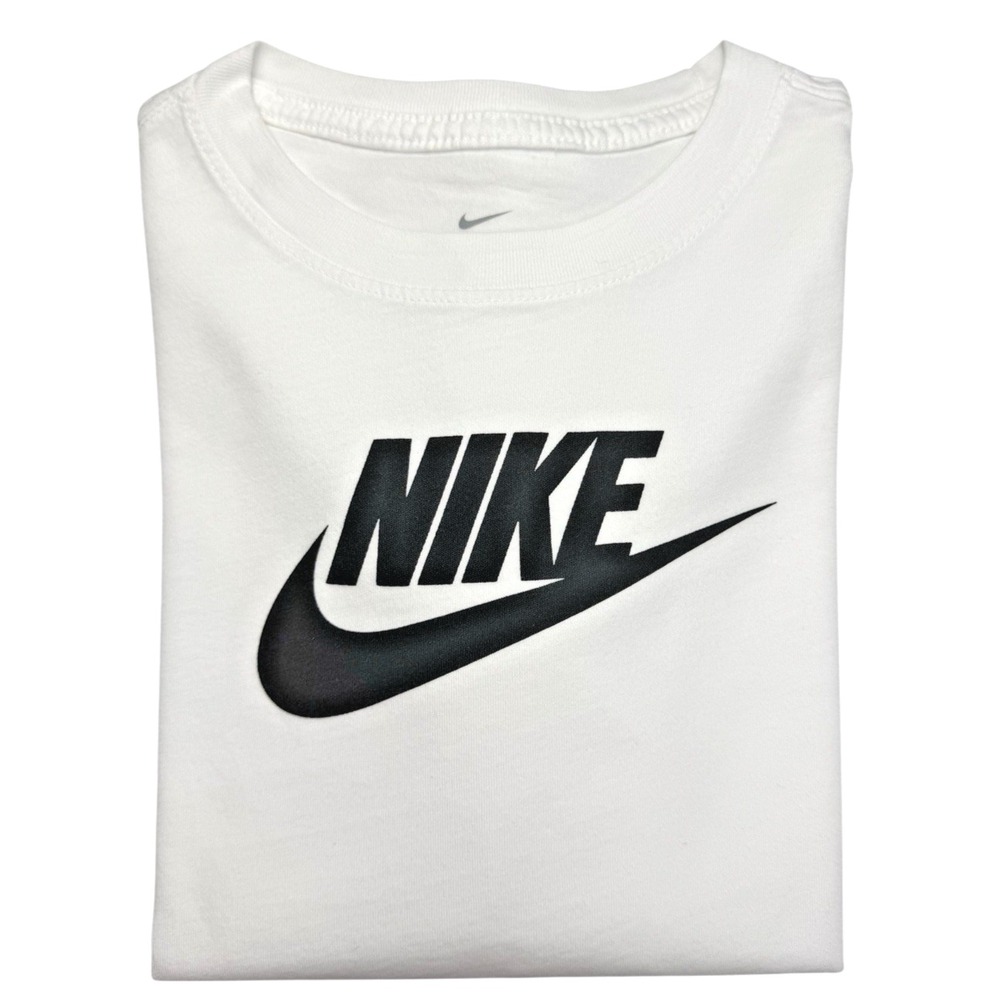 Nike Kids' Sportwear‎ Long Sleeve T-Shirt – 100% Cotton Comfort, Iconic Style L